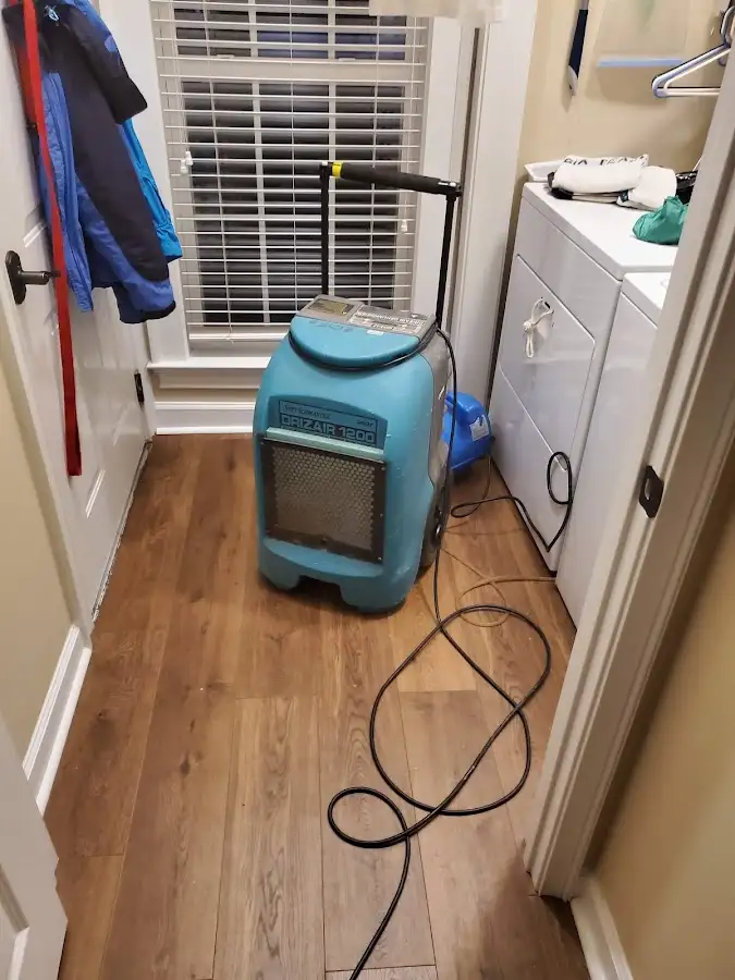 Commercial dehumidifier deployed for Crawl Space Restoration in Booneville